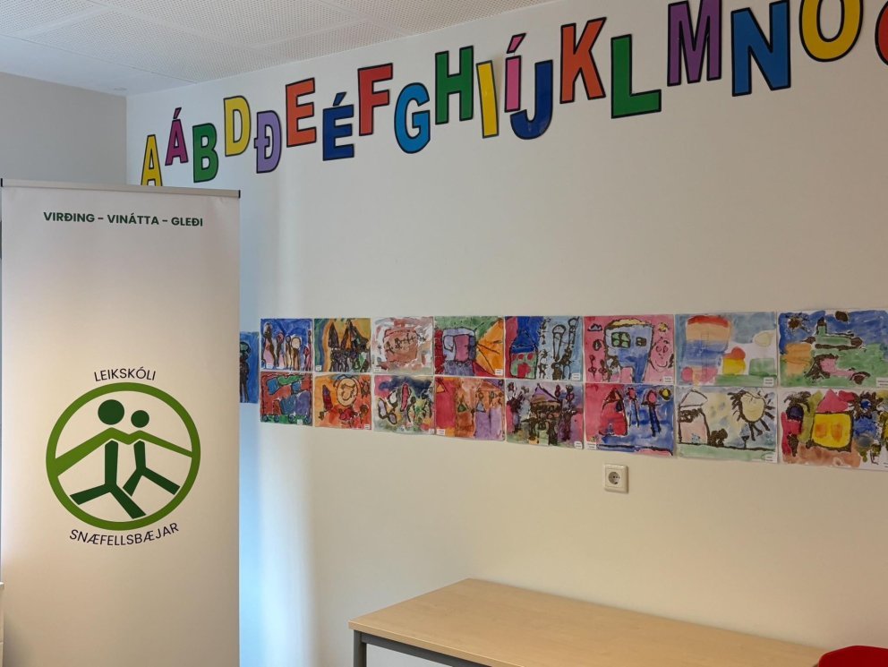 Leiðbeinandi óskast í afleysingar á Krílakot