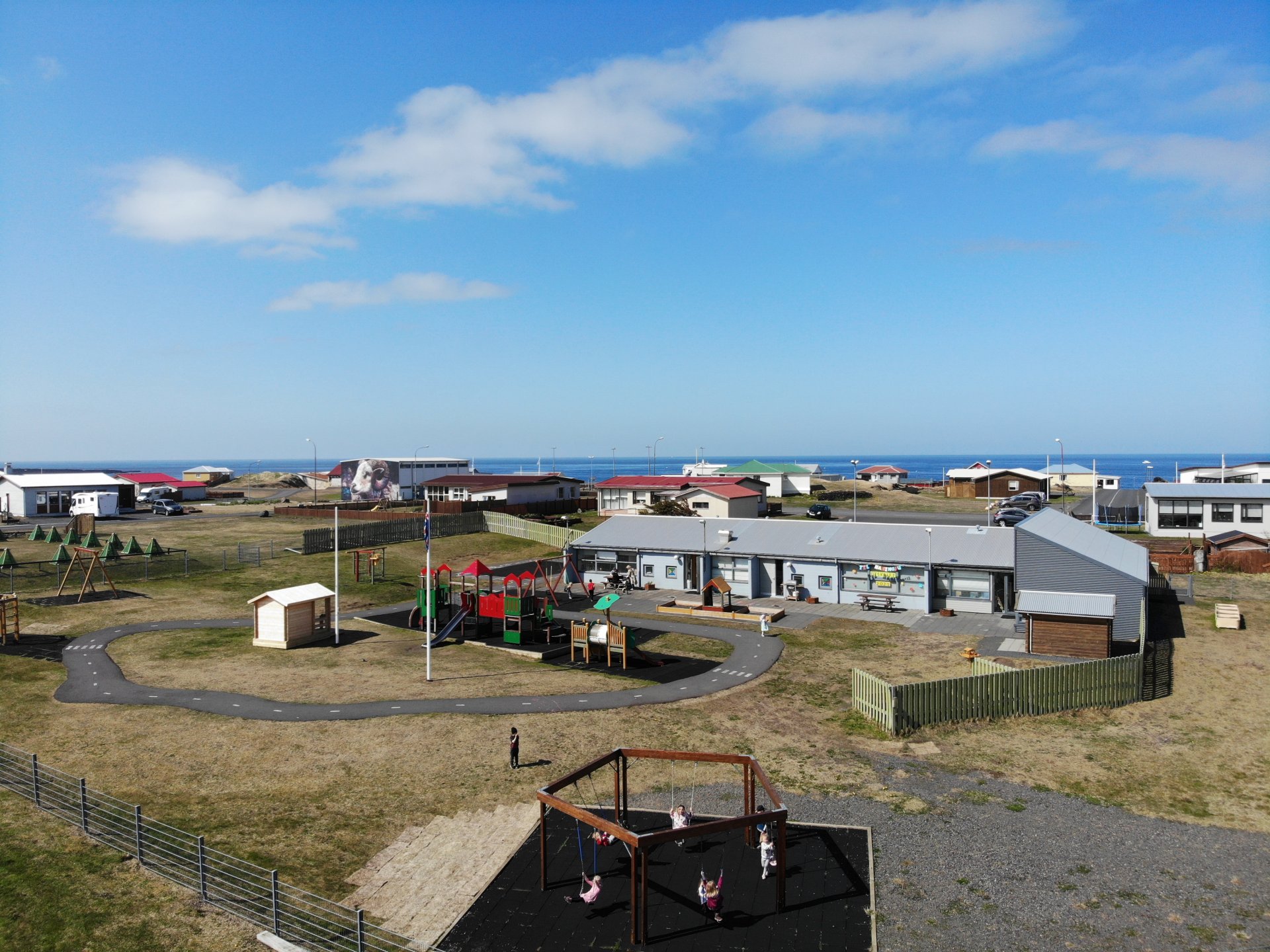 Leikskólakennarar óskast til starfa á Kríuból