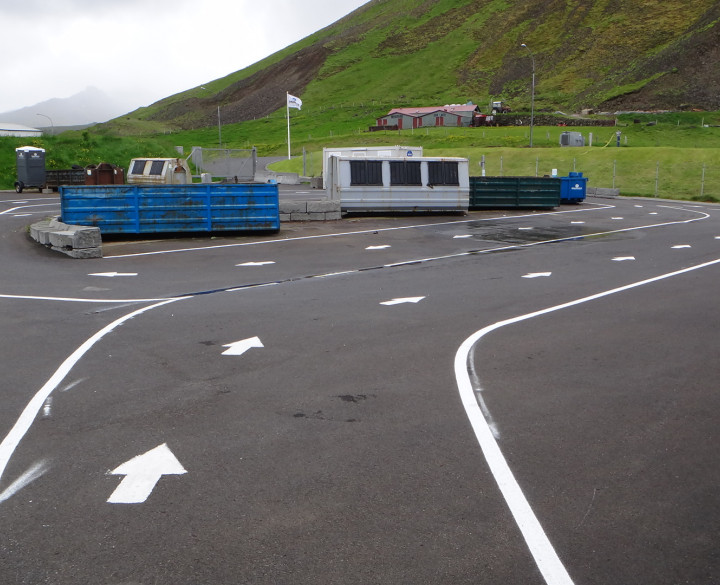 Lokað á gámaþjónustu vegna veðurs