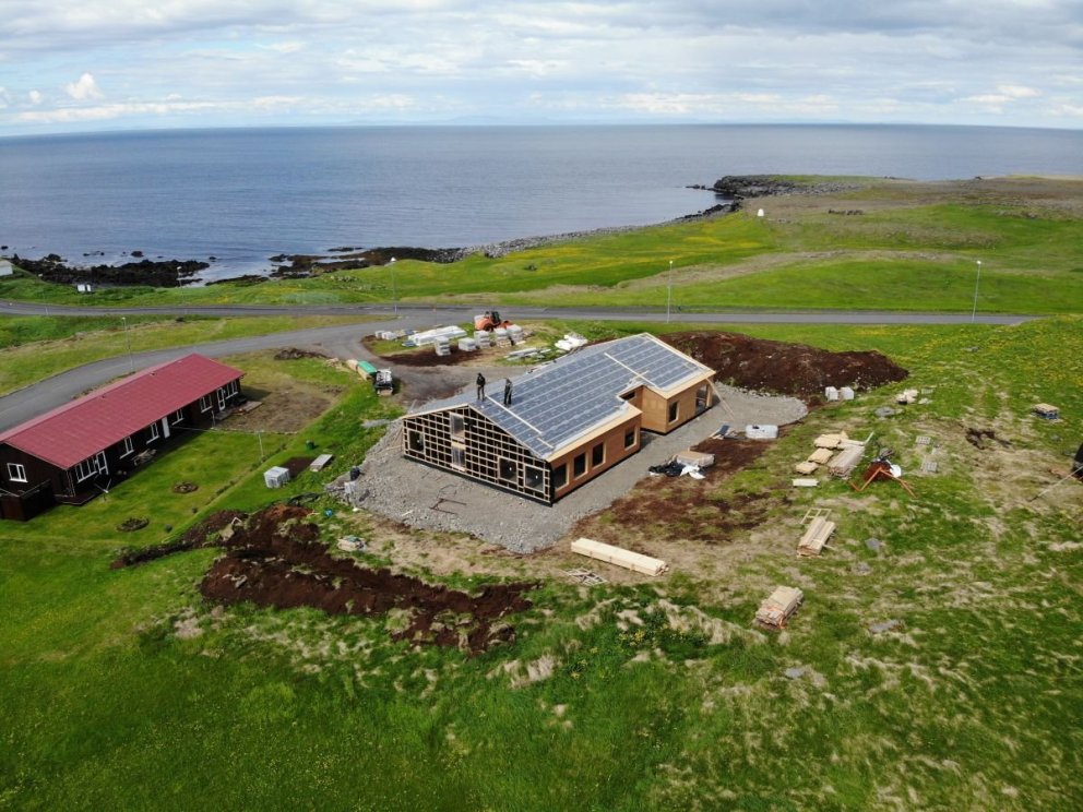 Framkvæmdir við Selhól á Hellissandi árið 2023.