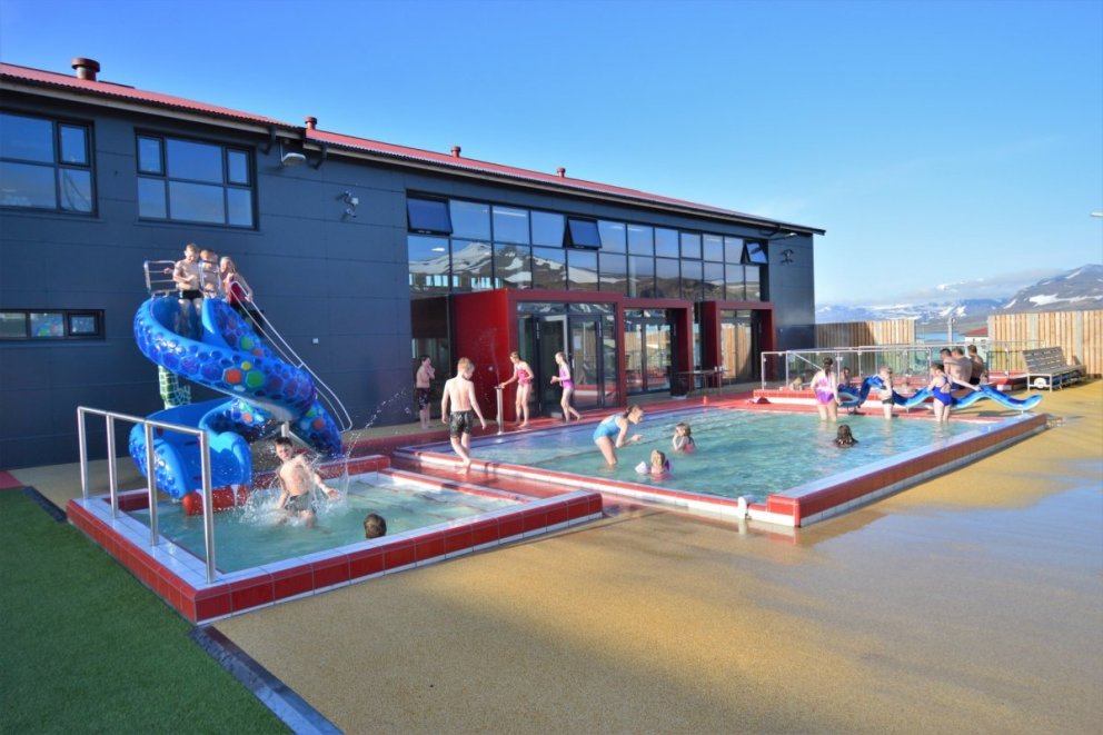 Laus tímabundin staða kvenkyns sundlaugavarðar við sundlaug Snæfellsbæjar