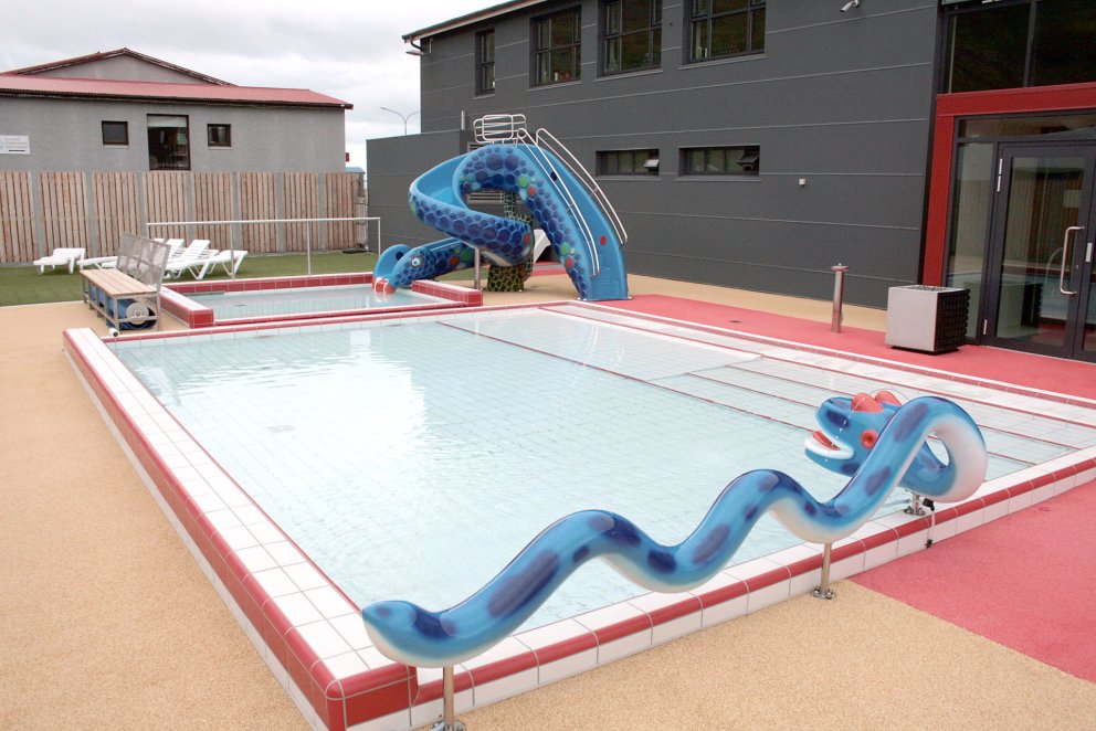 Sundlaugin lokuð 17. júní