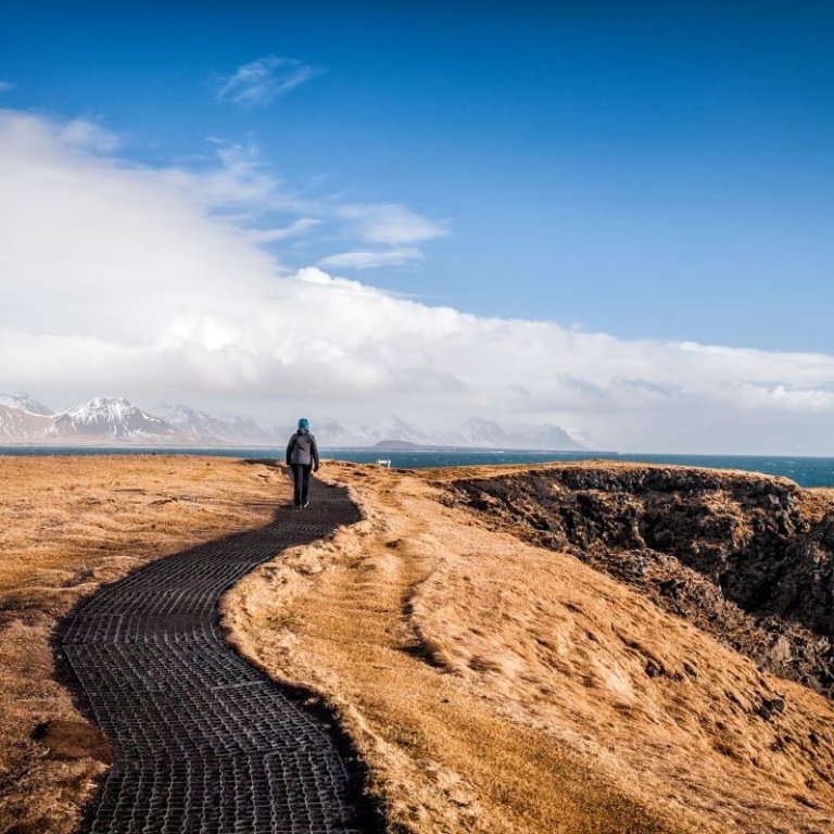 Bæjarstjórnarfundur 18. nóvember 2025