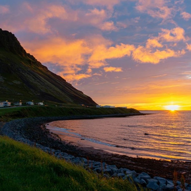 Umferðarstýring og bílastæði í Snæfellsbæ 12. ágúst 2026