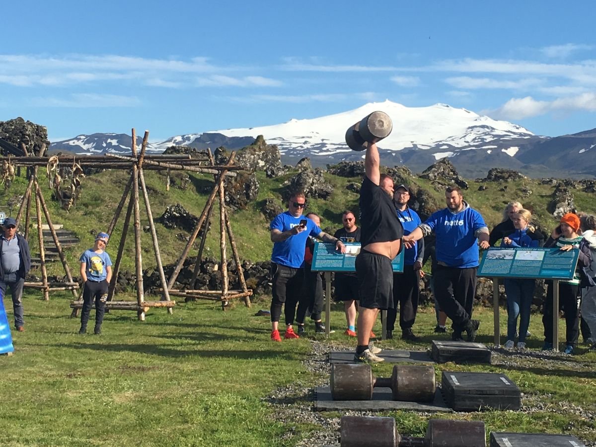 Vestfjarðavíkingurinn í Sjómannagarðinum á Hellissandi árið 2020.