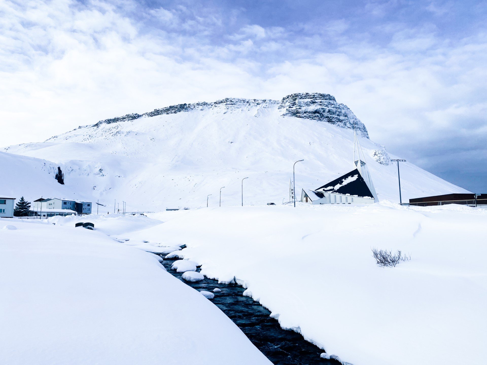 Afgreiðslutímar og þjónusta yfir jól og áramót